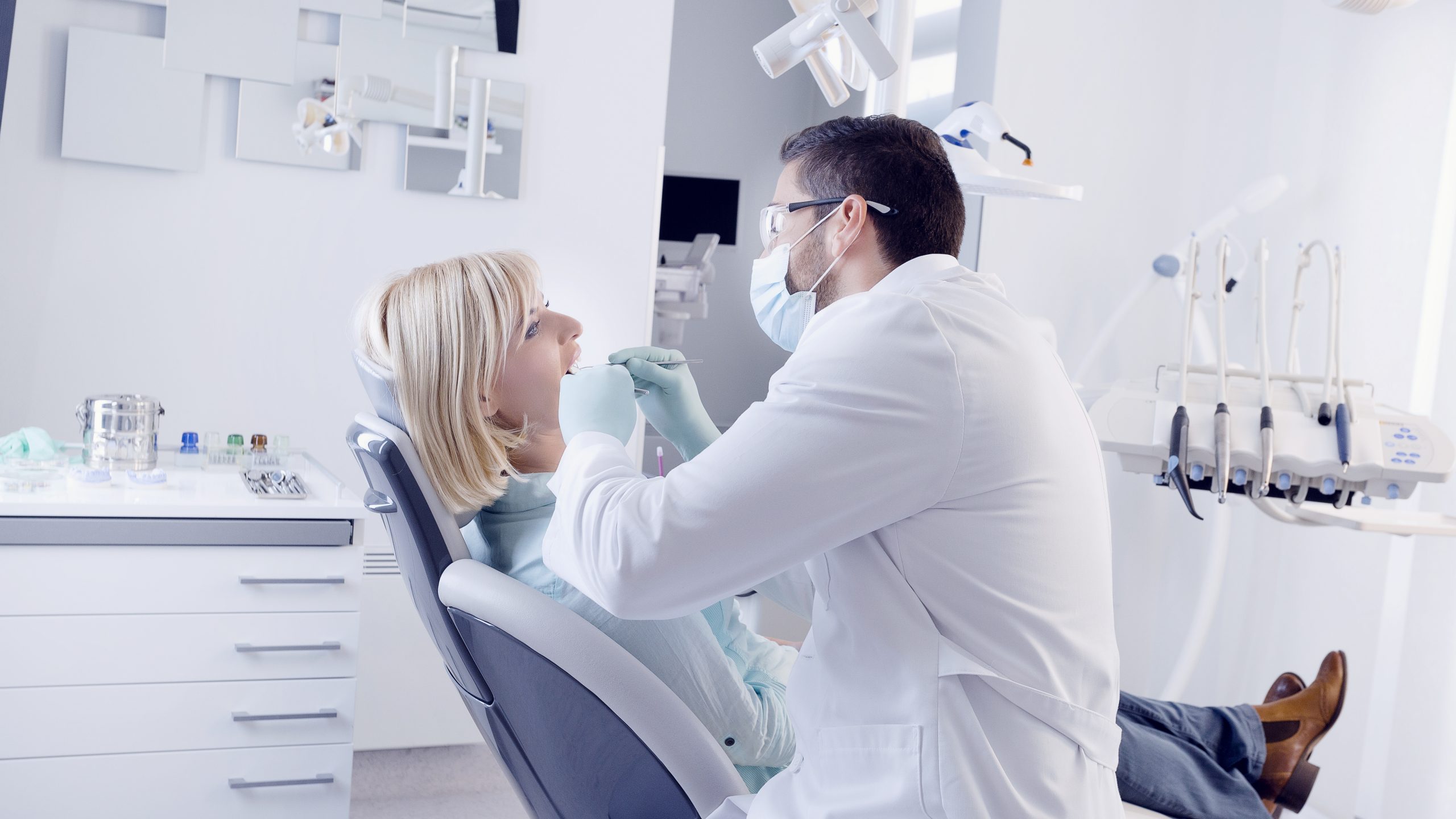 Dentist in Adolphus, KY